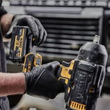Гайкокрут ударний акумуляторний безщітковий DeWALT + 2 акумулятори, зарядний пристрій (DCF900P2G)