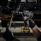 Гайкокрут ударний акумуляторний безщітковий DeWALT, + зарядний пристрій, аккумулятор 12V XR Li-lon 5 Аг, (DCF901P1G)
