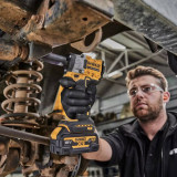 Гайкокрут ударний акумуляторний безщітковий DeWALT, кейс TSTAK (DCF921NT)