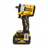Гайкокрут ударний акумуляторний безщітковий DeWALT + 2 акумулятори, зарядний пристрій (DCF921P2G)