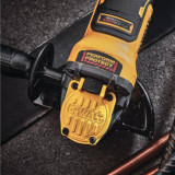 Шлифмашина угловая (болгарка) аккумуляторная бесщеточная DeWALT, 2-позиционная рукоятка, бесключевой кожух, кейс TSTAK (DCG409VSNT)