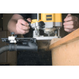 Фрезер сетевой DeWALT 1100Вт (DW621)