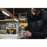 Фрезер сетевой комбинированный DeWALT 900 Вт (D26204K)