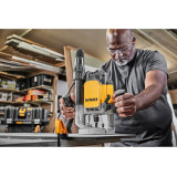 Фрезер мережевий DeWALT 2300Вт (DWE625KT)
