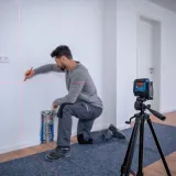 Лазерный нивелир Bosch GLL 12-22 Professional с батарейками и чехлом (0601065220)