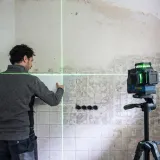 Лазерный нивелир Bosch Professional GLL 12V-100-33 CG, 3 × 360°, зеленый луч, 30/100 м (0601065400)