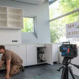 Лазерный нивелир Bosch Professional GLL 12V-100-33 CG, 3 × 360°, зеленый луч, 30/100 м (0601065400)