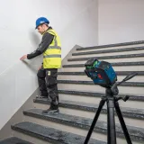 Лазерный нивелир Bosch Professional GLL 80-33 G, 3 × 360°, зеленый луч, 30/80 м, АКБ, держатель LB 10, кейс (0601065501)