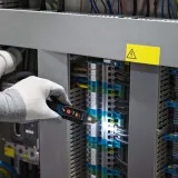Бесконтактный тестер напряжения Bosch Professional GVD 1000-17, до 1000 В, CAT IV, IP67 (0601077000)
