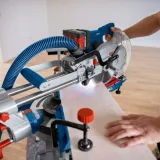 Пила торцовочная аккумуляторная Bosch GCM 18V-216 D Professional без АКБ и ЗУ, Ø216 мм (0601B51000)
