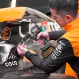 Дриль-шурупокрут DeWALT ударний McLaren F1 TEAM LIMITED EDITION   0-650/0-2000 об/хв, 2 акумулятори, зарядний пристрій, валіза TSTAK (DCD85MP2T)