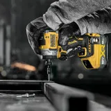 Гвинтоверт (імпакт) ударний акумуляторний безщітковий DeWALT 1800/2500/3800 об/хв (DCF860N)