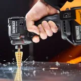 Гвинтоверт (імпакт) ударний DeWALT 206 Hm, McLaren F1 TEAM SPECIAL EDITION (DCF86MM2T)