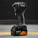 Гвинтоверт (імпакт) ударний DeWALT 206 Hm, McLaren F1 TEAM SPECIAL EDITION (DCF86MM2T)