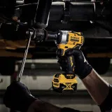 Гайковёрт ударный аккумуляторный бесщёточный DeWALT DCF901P2