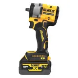 Гайкокрут ударний акумуляторний безщітковий DeWALT + 2 акумулятори, зарядний пристрій (DCF923P2G)