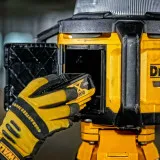 Фонарь светодиодный аккумуляторный DeWALT DCL074