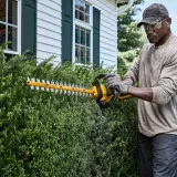 Кусторез аккумуляторный бесщёточный DeWALT DCMHT573X1