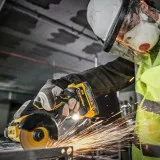 Пила дискова унaіверсальна акумуляторна безщіткова DeWALT діаметр диска 76х10 мм, 20000 об/хв (DCS438N)