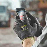 Перчатки универсальные с чуствительностью к сенсорному эрану DeWALT DPG800L