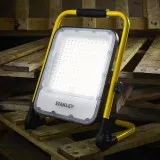 Прожектор светодиодный STANLEY (SXLS37177E)