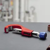 Труборез диаметром Knipex TubiX® XL от 6 до 76 мм (1/4