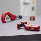 Труборез диаметром Knipex TubiX® XL от 6 до 76 мм (1/4