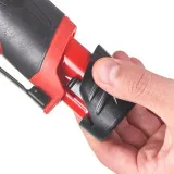 Аккумуляторная удлиненная трещотка Milwaukee M12 FIR38LR-0 3/8