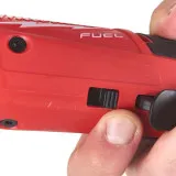 Аккумуляторная удлиненная трещотка Milwaukee M12 FIR38LR-0 3/8