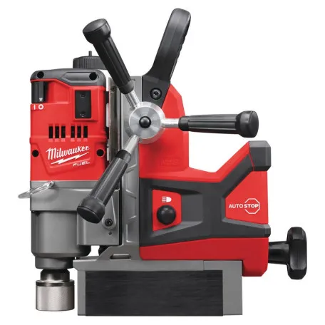 Аккумуляторная дрель на магнитной станции Milwaukee M18 FUEL FMDP-0C (4933451636)