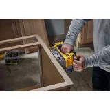 Шліфмашина стрічкова акумуляторна безщіткова DeWALT, 18 В, стрічка 75х533 мм (DCW220P2)