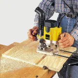 Фрезер мережевий DeWALT 1100Вт (DW621KT)