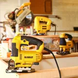 Пилка лобзикова мережева DeWALT, 650 Вт, хід 20 мм (DWE349)