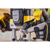 Фрезер занурювальний акумуляторний безщітковий DeWALT 18В (DCW620NT)