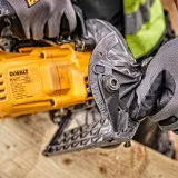 Пила дискова акумуляторна безщіткова DeWALT 54В, 190мм (DCS577N)