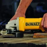 Шліфмашина кутова - болгарка мережева DeWALT, 1400 Вт, диск 125 мм (DWE4233)