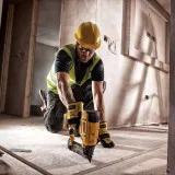 Пістолет цвяхозабивний акумуляторний безщітковий DeWALT, 18 В, кріплення 15 - 54 мм, магазин 110 шт. (DCN680D2)