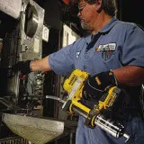 Пістолет маcляний акумуляторний DeWALT 18В (DCGG571M1)