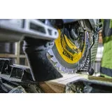 Пила торцовочная аккумуляторная бесщёточная DeWALT, 54 В, диск 250 мм, рез 90 мм (DCS727N)
