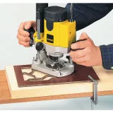 Фрезер мережевий DeWALT 1100Вт (DW621)