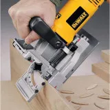 Фрезер ламельний мережевий DeWALT 600Вт (DW682K)