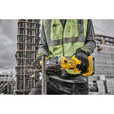 Шліфмашина кутова - болгарка акумуляторна безщіткова DeWALT, 18 В, диск 125 мм (DCG405H2T)