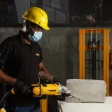 Шлифмашина угловая - болгарка сетевая DeWALT, 2600 Вт, диск 230 мм (DWE4579)