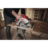 Пила дисковая ручная аккумуляторная MILWAUKEE, M18 BLCS66-502X, диаметр 165мм (зарядное устройство M12-18 FC, 2 аккумулятора M18 B5 5А (4933464590)