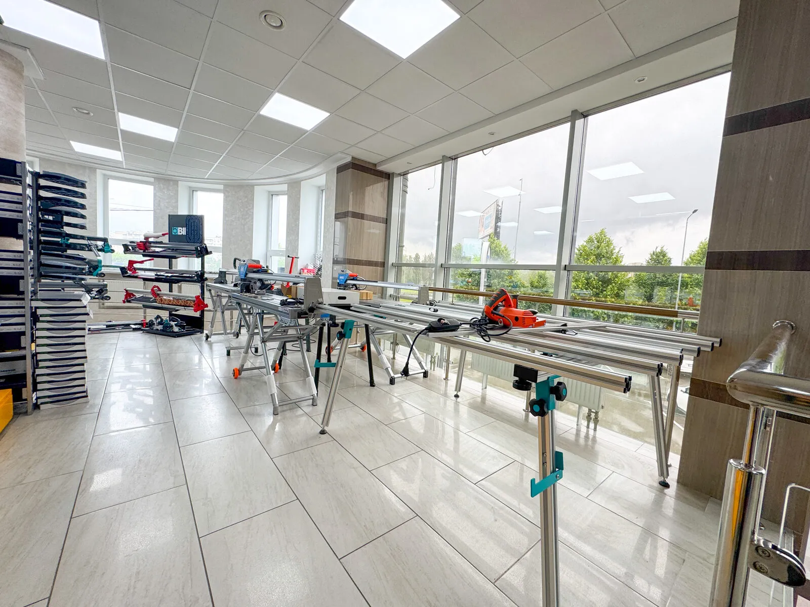 Synergy Tools showroom 18
