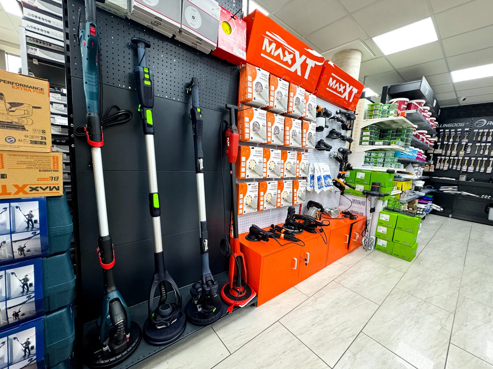 Synergy Tools showroom 9